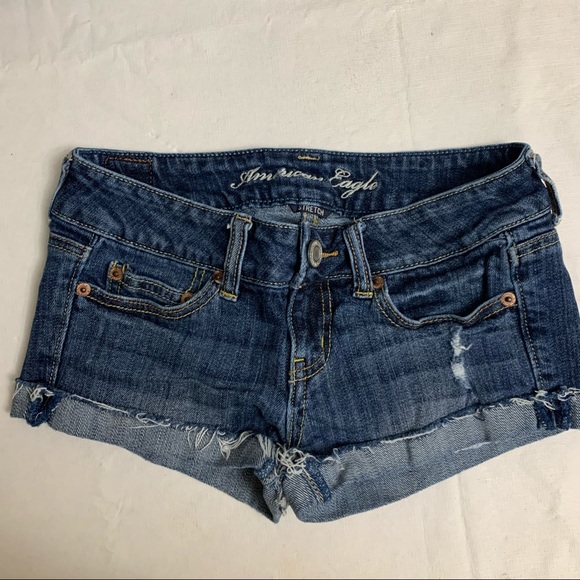 American Eagle 00 cutoff shorts - Picture 2 of 5